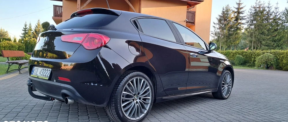 Alfa Romeo Giulietta cena 29900 przebieg: 219000, rok produkcji 2013 z Puck małe 154